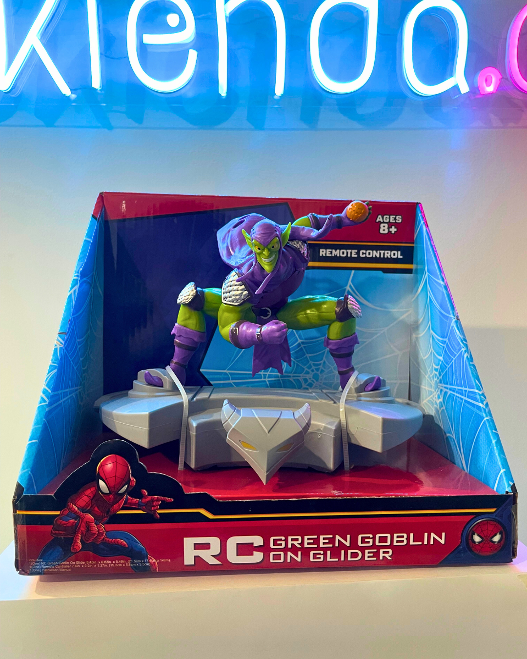 .Geekienda - duende verde de Spiderman  a control remoto -Disney marvel programas infantiles