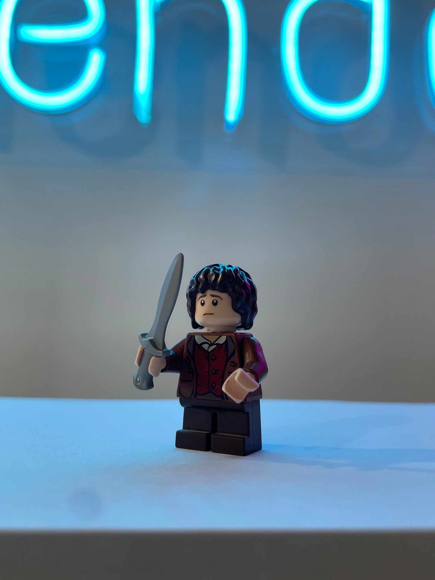 .Geekienda - LEGO Minifigura frodo- LEGO señor de los anillo